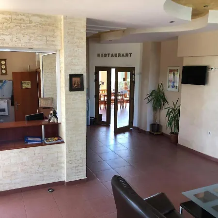 Hotel семеен хотел