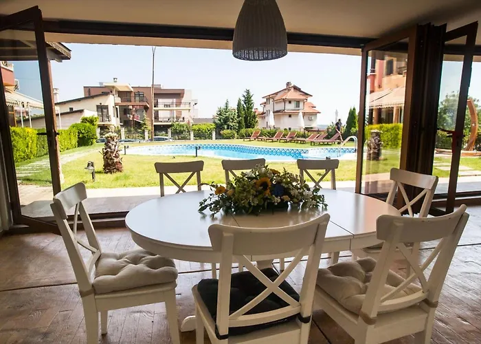 Hotel семеен хотел